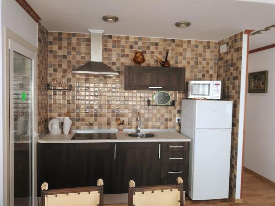Luxury Apartamenty Пинеда-де-Мар Экстерьер фото